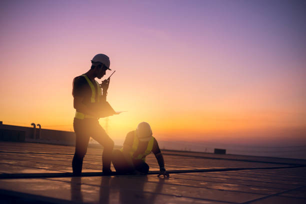Best Residential Roofing Contractor  in Harrisburg, IL